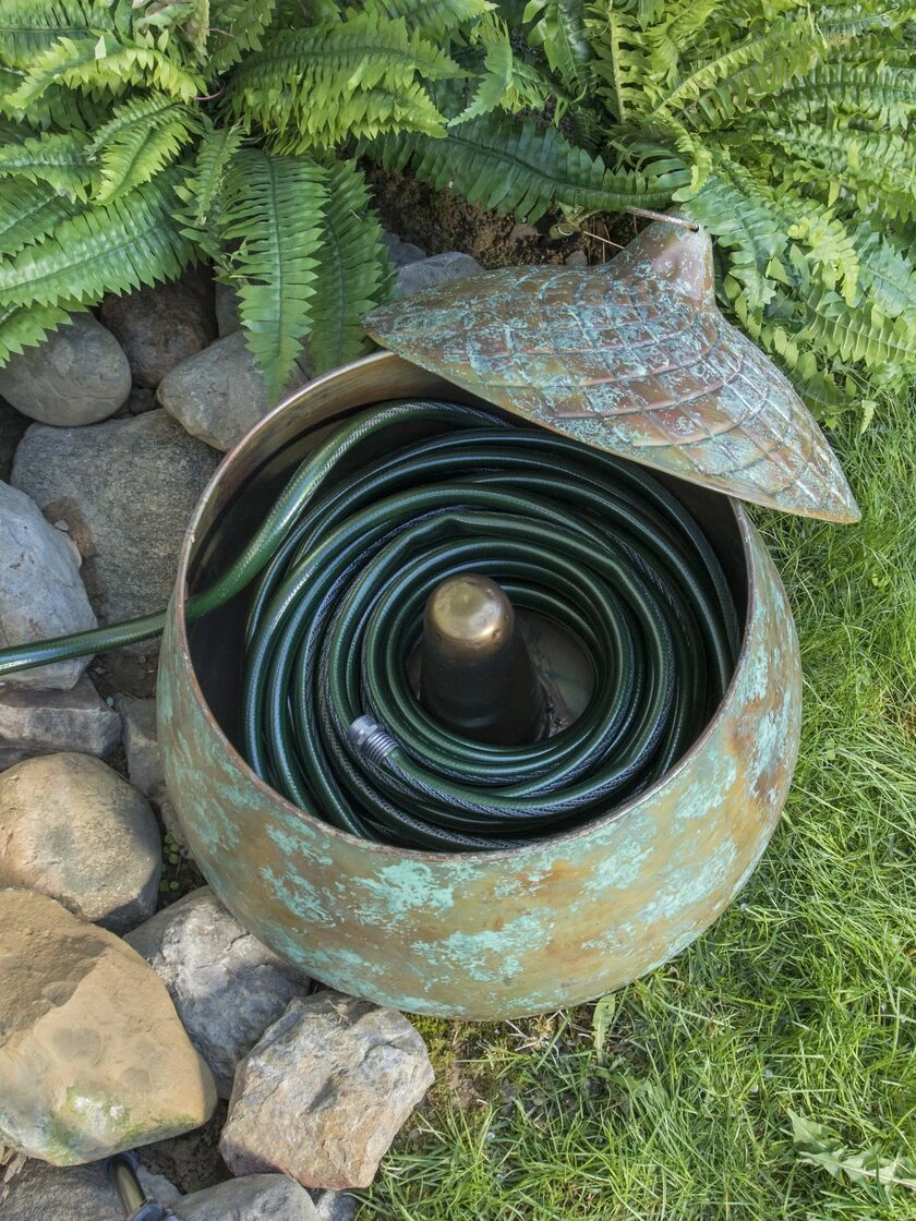 Acorn Hose Pot - Image 4