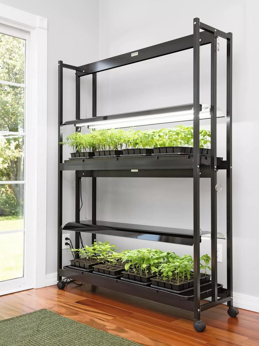 LED SunLiteĀ® High Intensity 2-Tier Garden